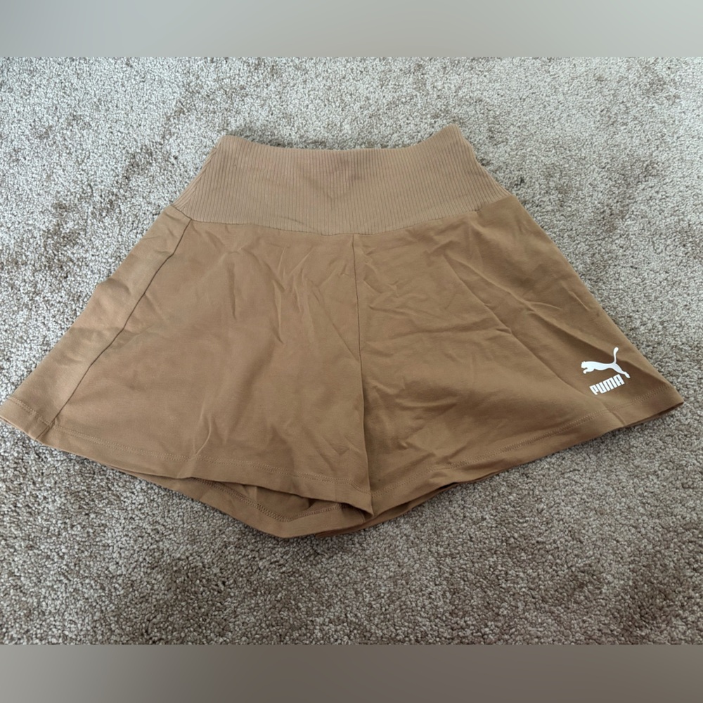 NWT Puma Shorts size small